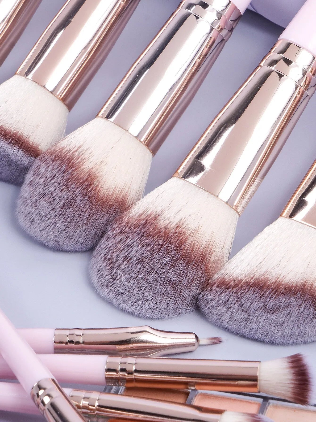 Vegan brushes + tools